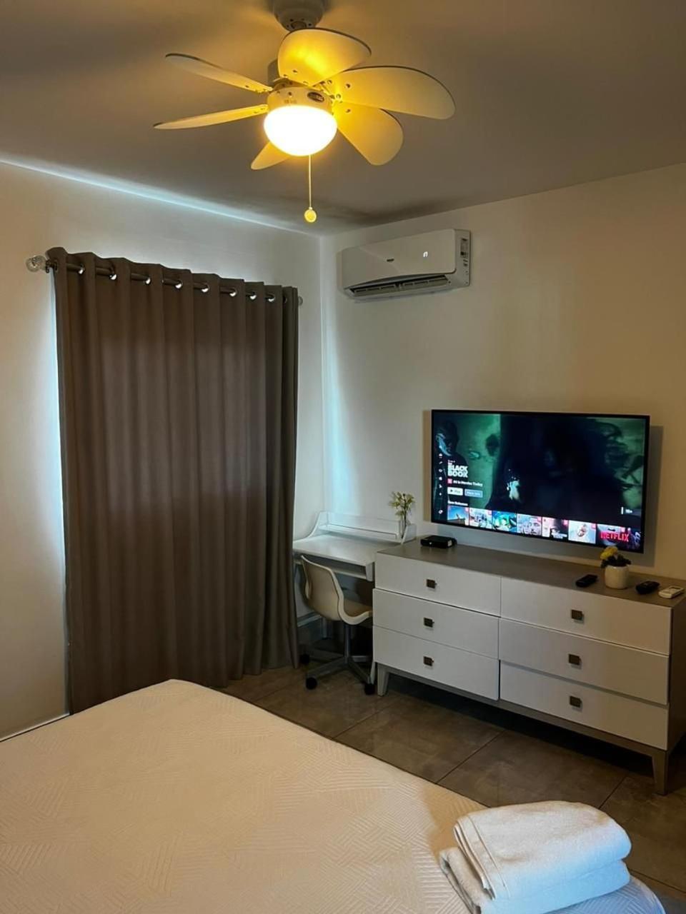 Soha Suites II Сантяго де лос Кабайерос Екстериор снимка