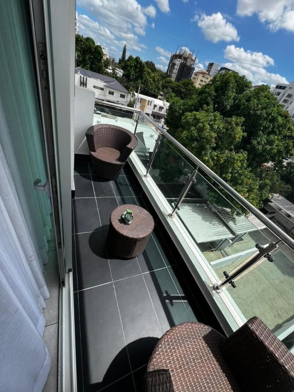 Soha Suites II Сантяго де лос Кабайерос Екстериор снимка