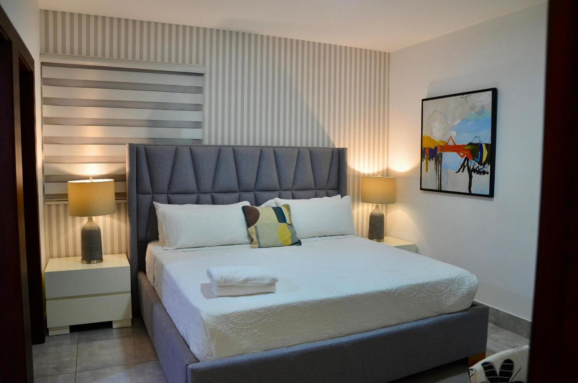 Soha Suites II Сантяго де лос Кабайерос Екстериор снимка