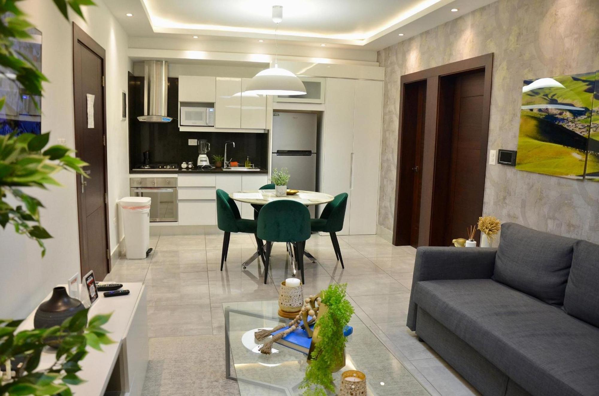 Soha Suites II Сантяго де лос Кабайерос Екстериор снимка