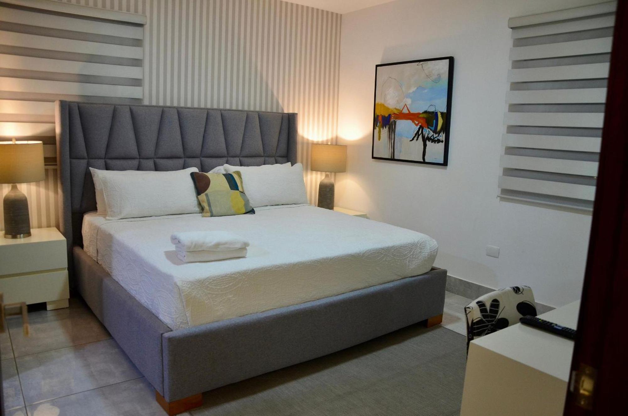 Soha Suites II Сантяго де лос Кабайерос Екстериор снимка